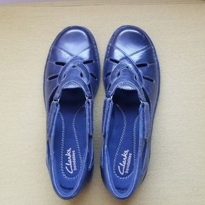 Clark's Bendable Nikki Regetta Slip On Nav…